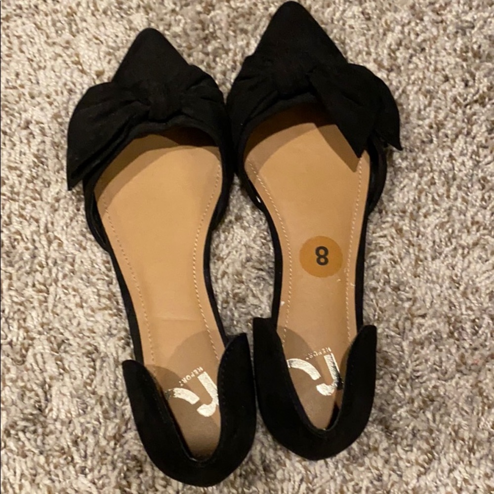 Black pointy Flats